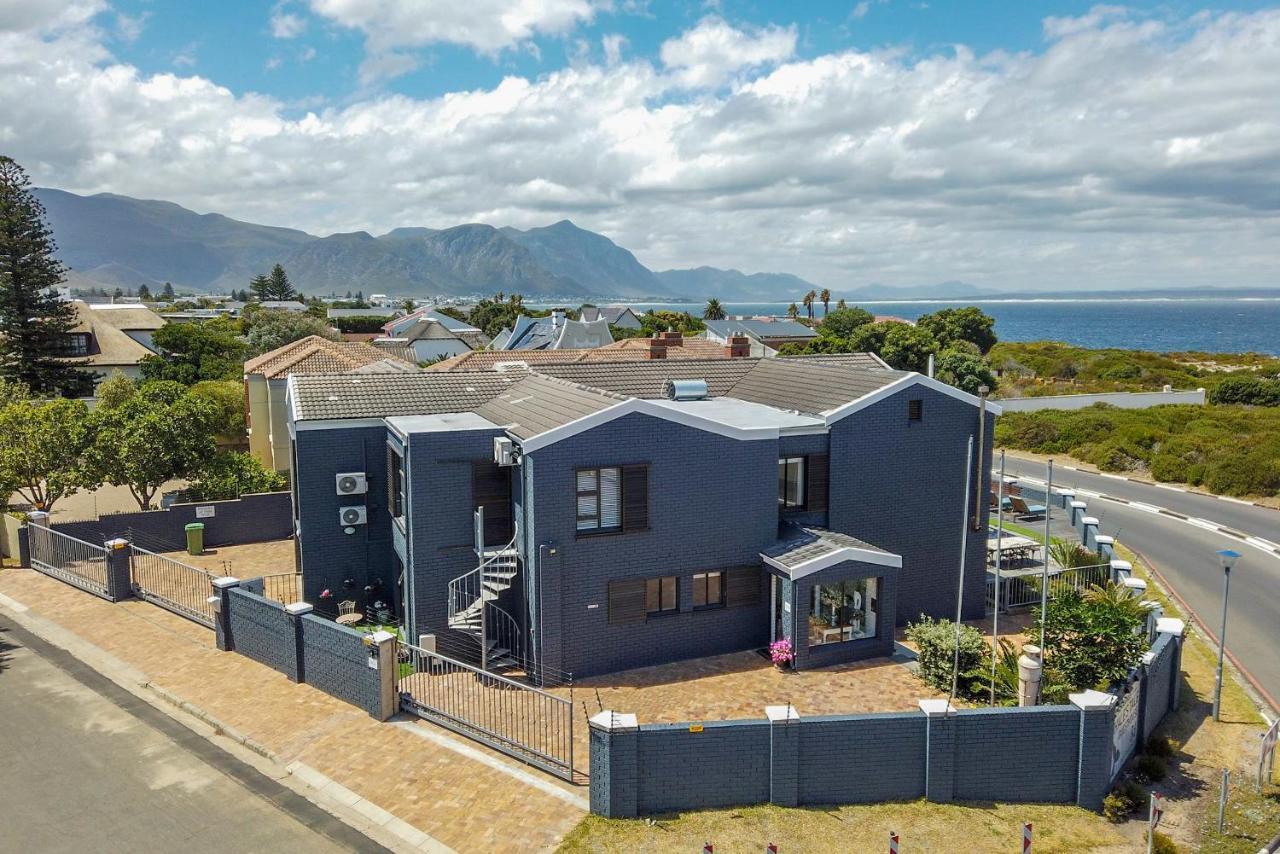 The Whale'S Tale Guesthouse Hermanus Exterior foto